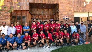 Visita del Calahorra a San Pedro Manrique y Embutidos La Hoguera Visita del Calahorra a San Pedro Manrique y Embutidos La Hoguera