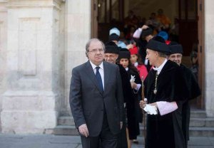 Herrera destaca el apoyo a la investigación universitaria para afrontar desafíos Herrera destaca el apoyo a la investigación universitaria para afrontar desafíos