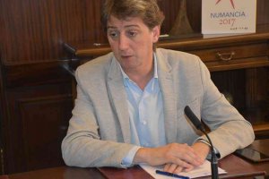 Martínez anuncia análisis para municipalizar servicio de limpieza Martínez anuncia análisis para municipalizar servicio de limpieza