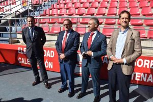 Moisés Israel: "No vamos a fichar 200 jugadores de 200 millones" Moisés Israel: "No vamos a fichar 200 jugadores de 200 millones"