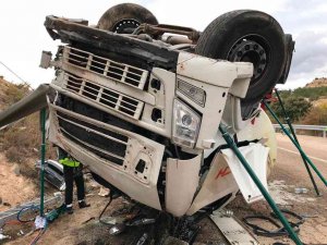 El conductor del camión accidentado en Langa, trasladado a Burgos El conductor del camión accidentado en Langa, trasladado a Burgos