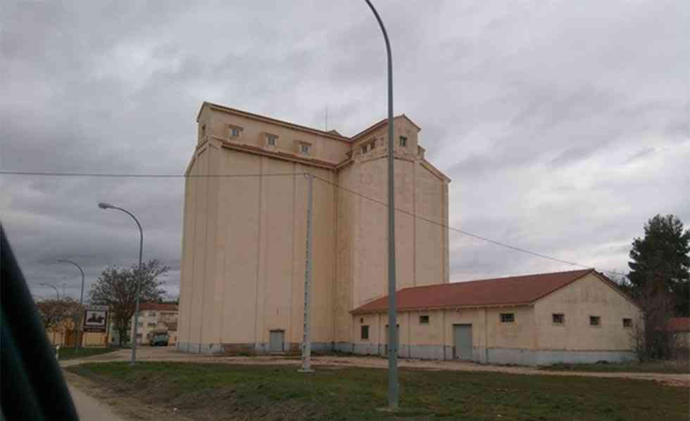 Tercera subasta para enajenar los silos de Gómara y San Esteban Tercera subasta para enajenar los silos de Gómara y San Esteban