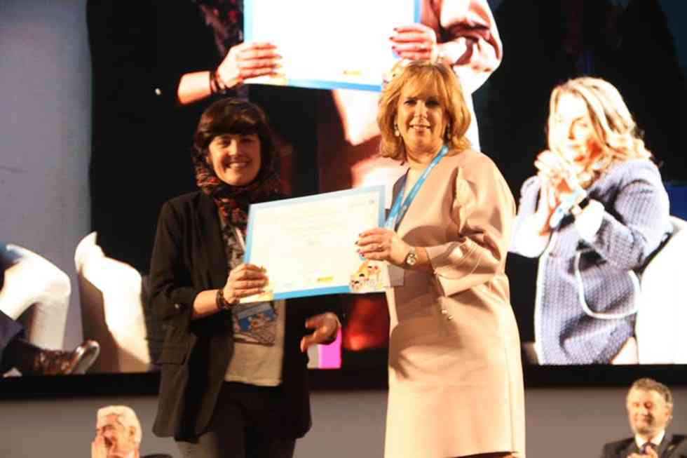 Soria recibe en Oviedo el sello de Ciudad Amiga de la Infancia Soria recibe en Oviedo el sello de Ciudad Amiga de la Infancia
