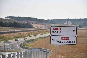 Latorre retrasa apertura dos tramos de A-11 a la primavera de 2019 Latorre retrasa apertura dos tramos de A-11 a la primavera de 2019
