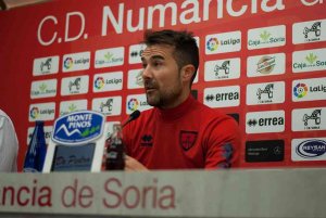 López Garai pide máxima concentración para ganar al Rayo Majadahonda López Garai pide máxima concentración para ganar al Rayo Majadahonda