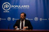 El PP insta al PSOE municipal a cumplir con la ley en contratos municipales El PP insta al PSOE municipal a cumplir con la ley en contratos municipales