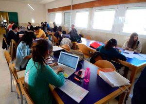 Los estudiantes evalúan a sus profesores en la UVa Los estudiantes evalúan a sus profesores en la UVa