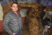 Álvaro Morales monta el Belén de Almarza Álvaro Morales monta el Belén de Almarza