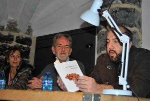 "El color de las avellanas", primer libro de Miguel A. López "El color de las avellanas", primer libro de Miguel A. López