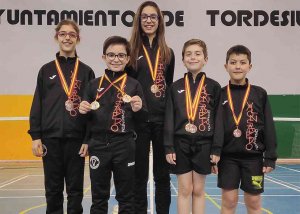 Cierre de año bañado en oro para el Club Valonsadero Bádminton Cierre de año bañado en oro para el Club Valonsadero Bádminton