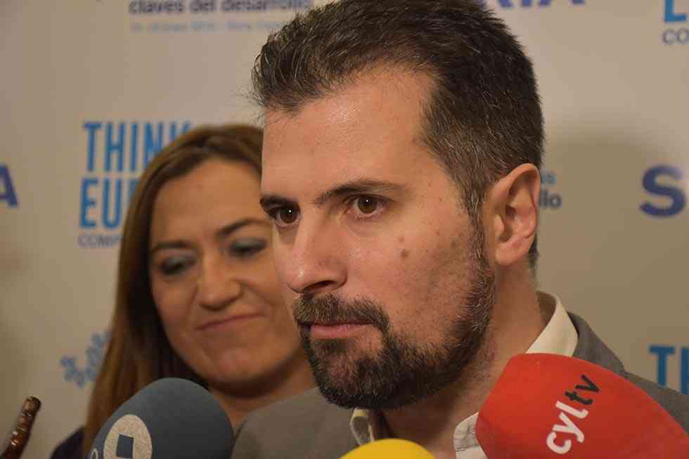 Tudanca: "la repoblación será un eje del PSOE en próxima legislatura" Tudanca: "la repoblación será un eje del PSOE en próxima legislatura"