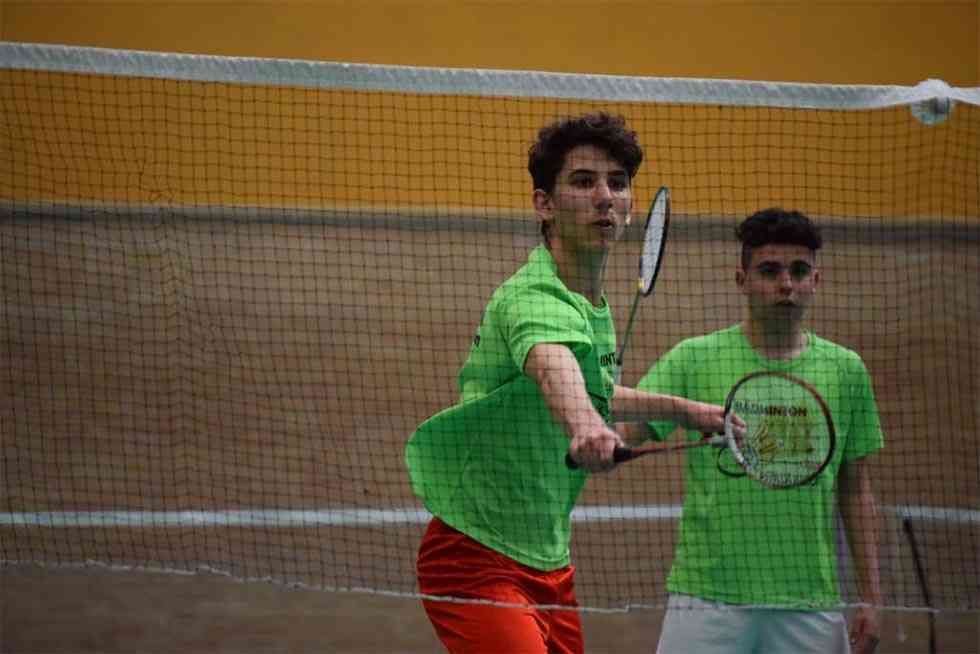 Sólo Ortega y Aparicio repiten triunfos en el bádminton soriano Sólo Ortega y Aparicio repiten triunfos en el bádminton soriano