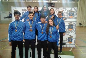 Cinco nuevas medallas para el club Bádminton Soria Cinco nuevas medallas para el club Bádminton Soria