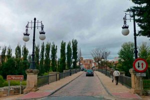 Localizado en Zaragoza el coche con el que se atropelló a peatón Localizado en Zaragoza el coche con el que se atropelló a peatón
