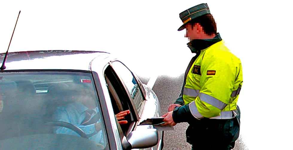 La Guardia Civil investiga a 699 personas sin carné de conducir La Guardia Civil investiga a 699 personas sin carné de conducir