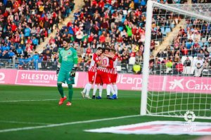 El Numancia regresa de vacío de Almería El Numancia regresa de vacío de Almería