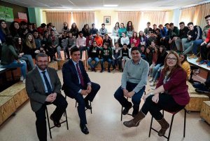 Carlos Martínez Izquierdo trasmite su experiencia empresarial Carlos Martínez Izquierdo trasmite su experiencia empresarial