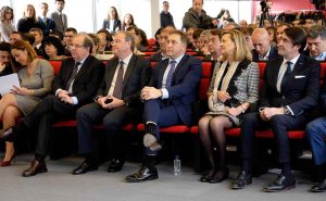 Castilla y León capta 250 millones en emisión de deuda pública Castilla y León capta 250 millones en emisión de deuda pública