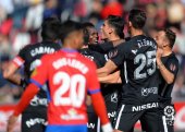 El Sporting le quita la sonrisa al Numancia (1-2) El Sporting le quita la sonrisa al Numancia (1-2)