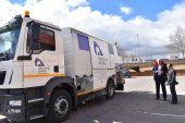 Nuevo camión para limpiar las carreteras provinciales Nuevo camión para limpiar las carreteras provinciales