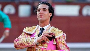 Una corrida de toros mixta abre la temporada en El Burgo Una corrida de toros mixta abre la temporada en El Burgo