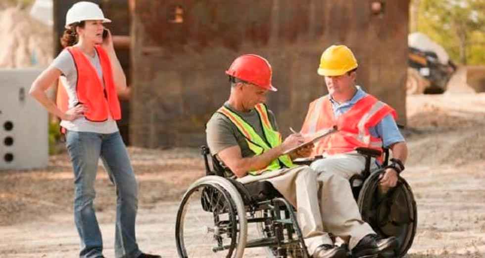 La Junta financia el 25 por ciento del SMI de 615 trabajadores con discapacidad La Junta financia el 25 por ciento del SMI de 615 trabajadores con discapacidad