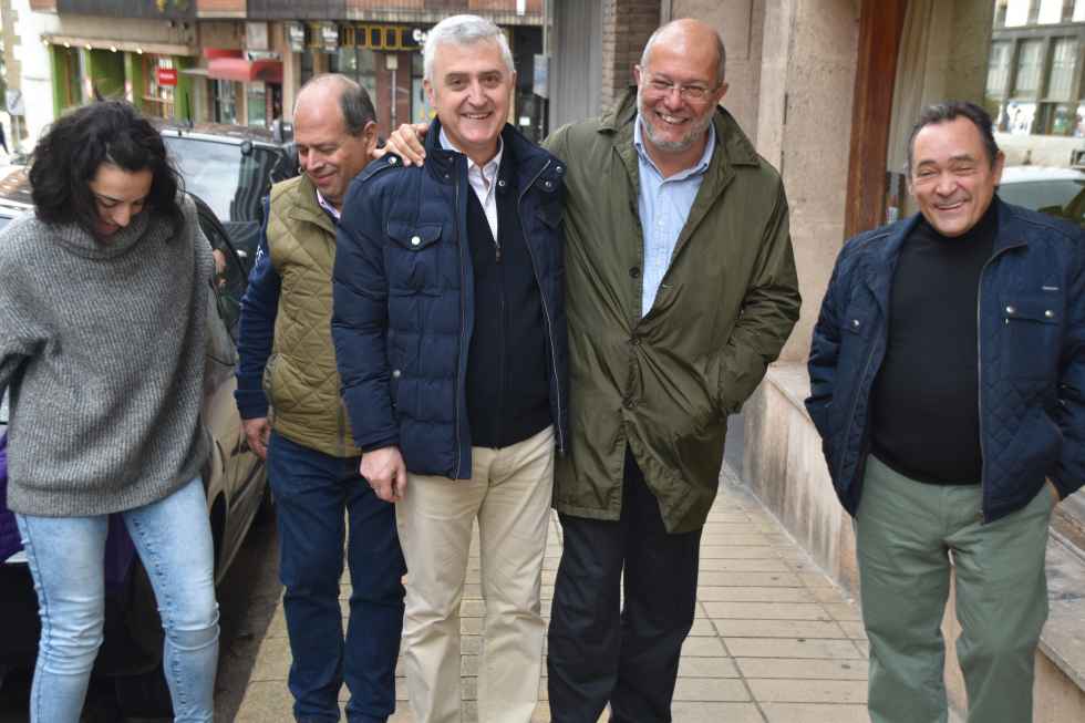 Igea se muestra abierto a acuerdo de gobernalidad con PP ó PSOE Igea se muestra abierto a acuerdo de gobernalidad con PP ó PSOE