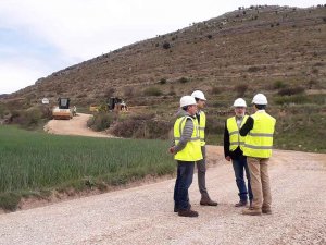 El Gobierno continúa con obras de mejora en caminos rurales El Gobierno continúa con obras de mejora en caminos rurales