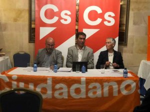 De Simón (Cs): “Vamos a condicionar el futuro gobierno de El Burgo de Osma”. De Simón (Cs): “Vamos a condicionar el futuro gobierno de El Burgo de Osma”.