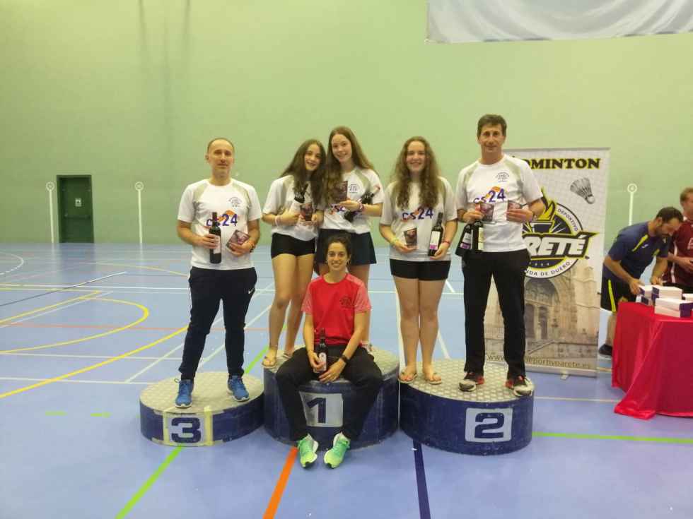 Ocho medallas para el bádminton soriano en Aranda de Duero Ocho medallas para el bádminton soriano en Aranda de Duero