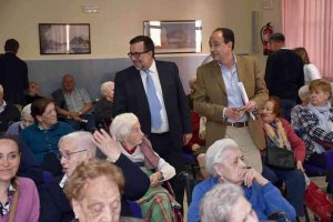 La Junta licita el servicio de estancias diurnas a personas mayores dependientes La Junta licita el servicio de estancias diurnas a personas mayores dependientes