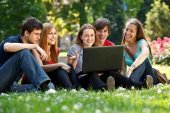 Más de dos mil estudiantes, con beca para estudios universitarios Más de dos mil estudiantes, con beca para estudios universitarios