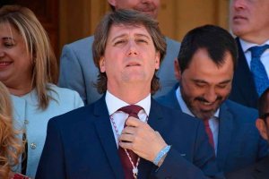 Carlos Martínez: "la democracia nace en las ciudades" Carlos Martínez: "la democracia nace en las ciudades"