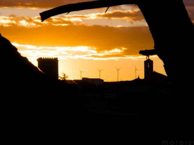 Una avería deja sin luz durante horas a una docena de pueblos Una avería deja sin luz durante horas a una docena de pueblos