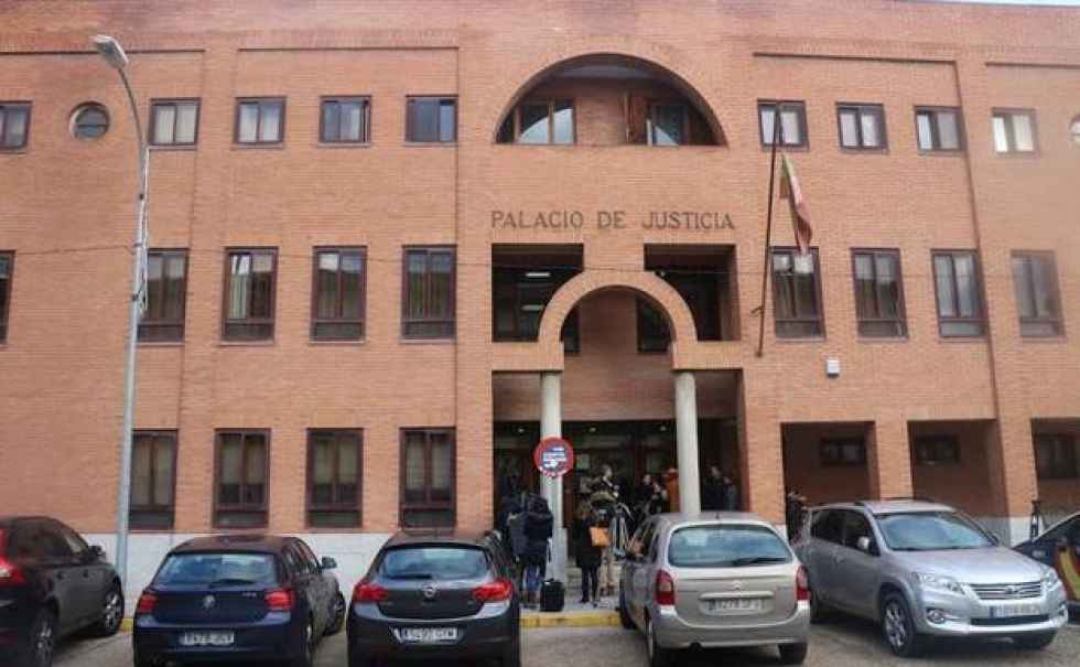 La Fiscalía de Burgos fija penas para ex-jugadores de Arandina La Fiscalía de Burgos fija penas para ex-jugadores de Arandina