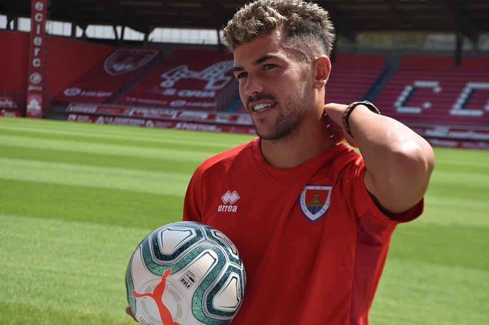 "Curro" Sánchez: "la intención es dejar al Numancia lo más arriba posible" "Curro" Sánchez: "la intención es dejar al Numancia lo más arriba posible"