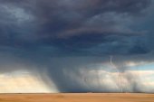 En alerta por tormentas, con granizo y rachas de viento En alerta por tormentas, con granizo y rachas de viento