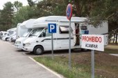 ASOHTUR denuncia las pernoctaciones ilegales de autocaravanas ASOHTUR denuncia las pernoctaciones ilegales de autocaravanas