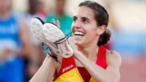 Marta Pérez, primera en los 3.000 metros en Pamplona Marta Pérez, primera en los 3.000 metros en Pamplona