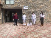 Donación de material sanitario al centro de salud Donación de material sanitario al centro de salud