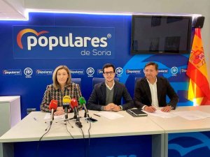 El PP exige que ayuntamientos puedan usar su superávit El PP exige que ayuntamientos puedan usar su superávit