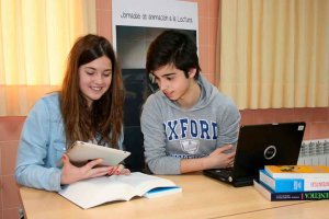 La mitad de los estudiantes quieren estudiar fuera La mitad de los estudiantes quieren estudiar fuera
