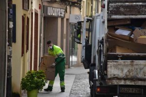 La gestión de la recogida de basuras seguirá concesionada La gestión de la recogida de basuras seguirá concesionada