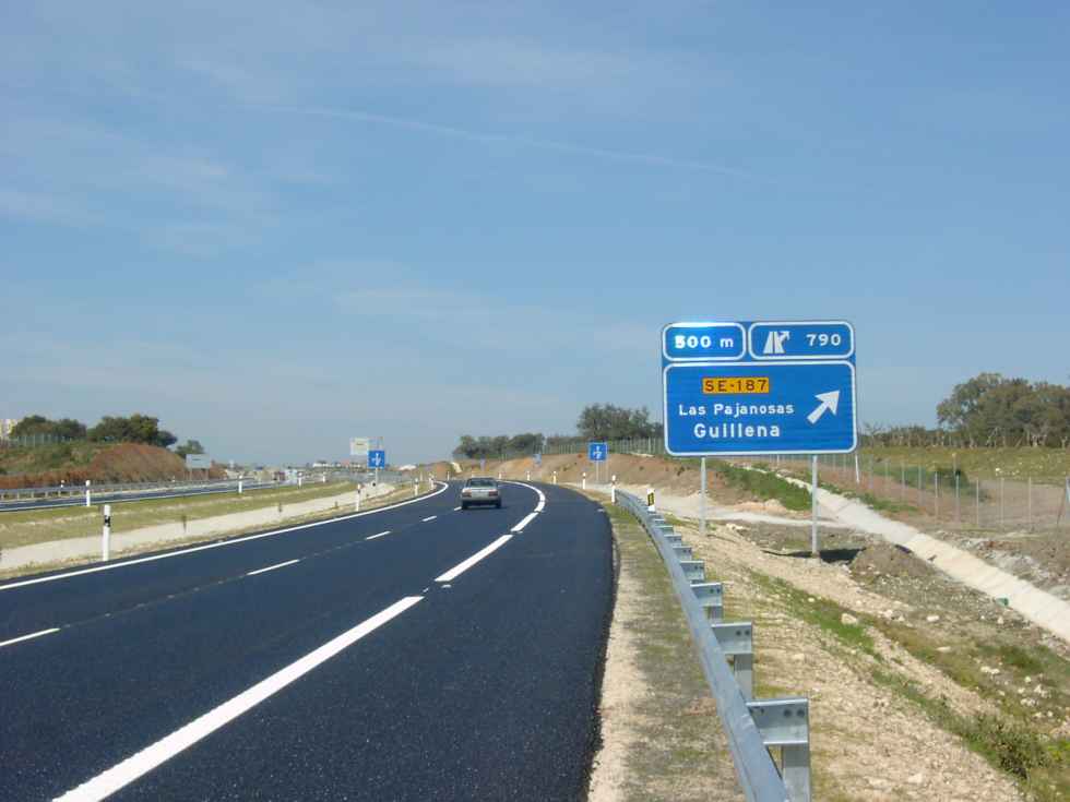 alt=