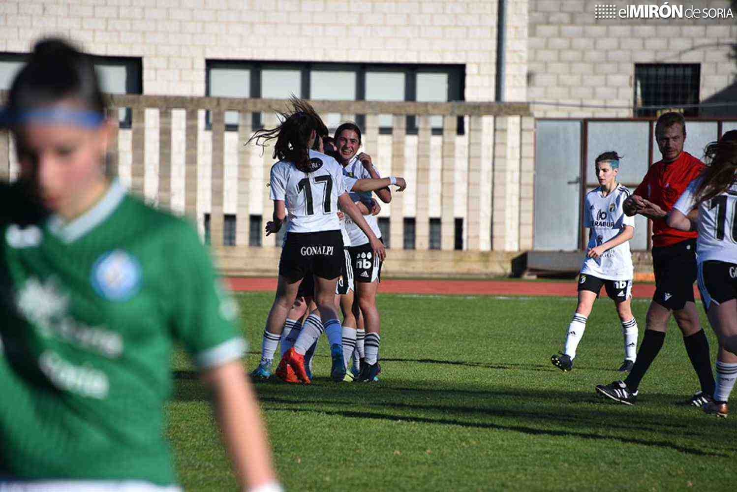 Tropiezo del San José femenino frente al Burgos B