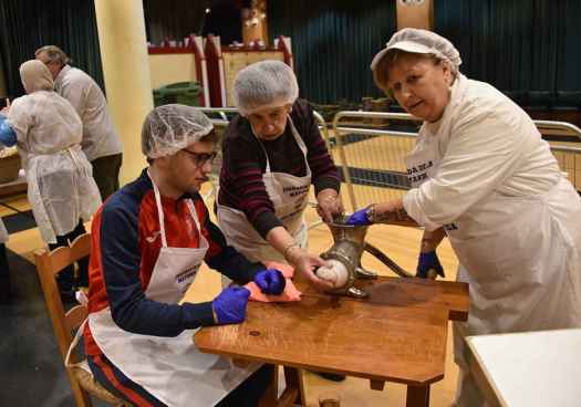 Ólvega celebra la XXI edición de su jornada de la matanza del cerdo