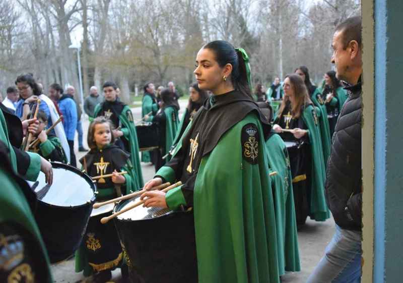Almazán celebra su XVI Exaltación del Tambor, la Corneta y el Bombo