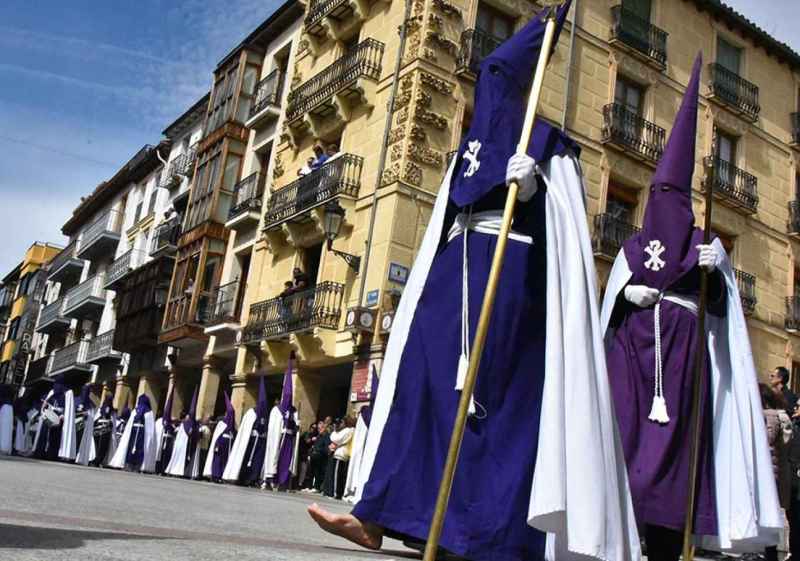 Procesión de la cofradía de las Siete Palabras de Jesús en la Cruz, en el Viernes Santo de Soria