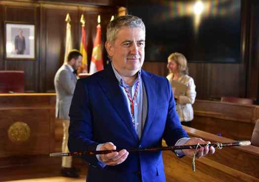 Javier Antón ya es alcalde de Soria