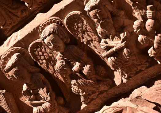 La Biblia en piedra de la iglesia de Santo Domingo, en Soria